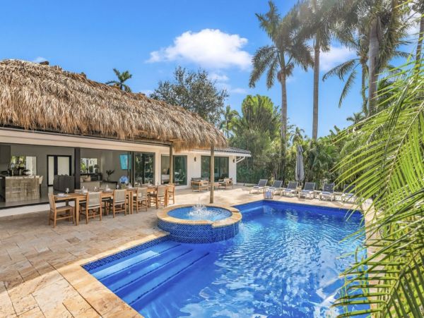 Luxurious Waterfront Property in Fort Lauderdale - Ideal for Families